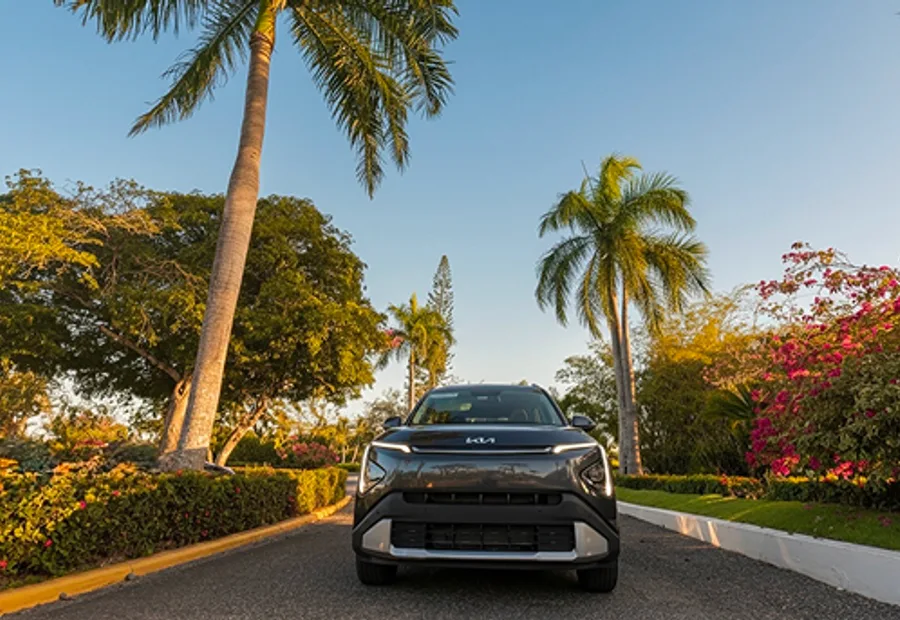 Rent Kia Carens in Punta Cana