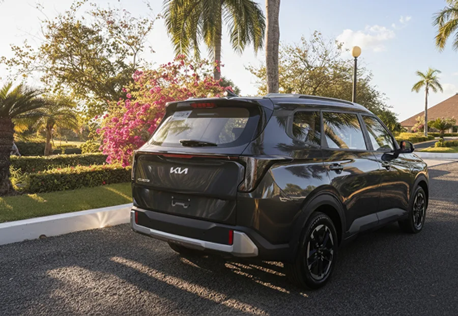 Rent Kia Carens in Punta Cana