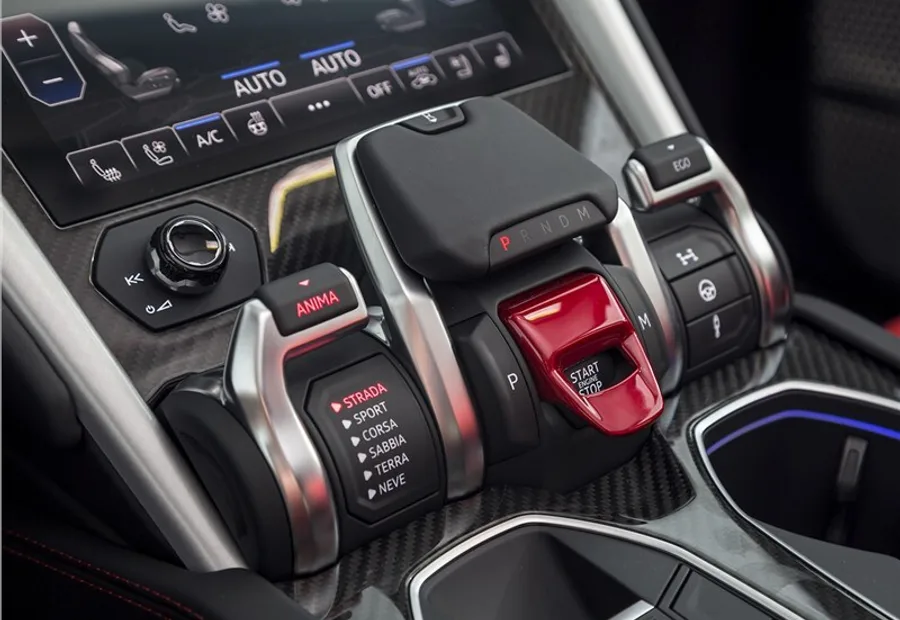 Rent Lamborghini Urus Keyvany Keyrus in Punta Cana
