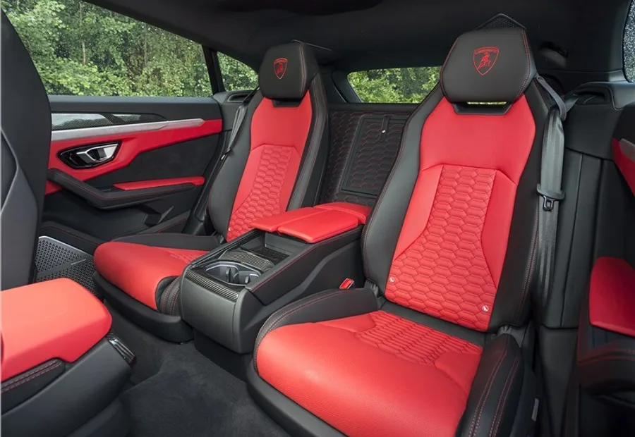 Rent Lamborghini Urus Keyvany Keyrus in Punta Cana