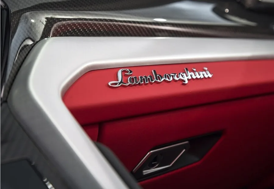 Rent Lamborghini Urus Keyvany Keyrus in Punta Cana