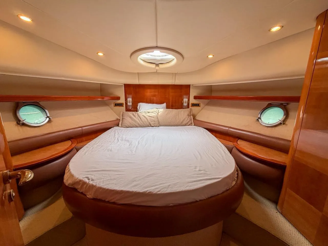 Azimut Spa 55 yacht charter Punta Cana — photo 5