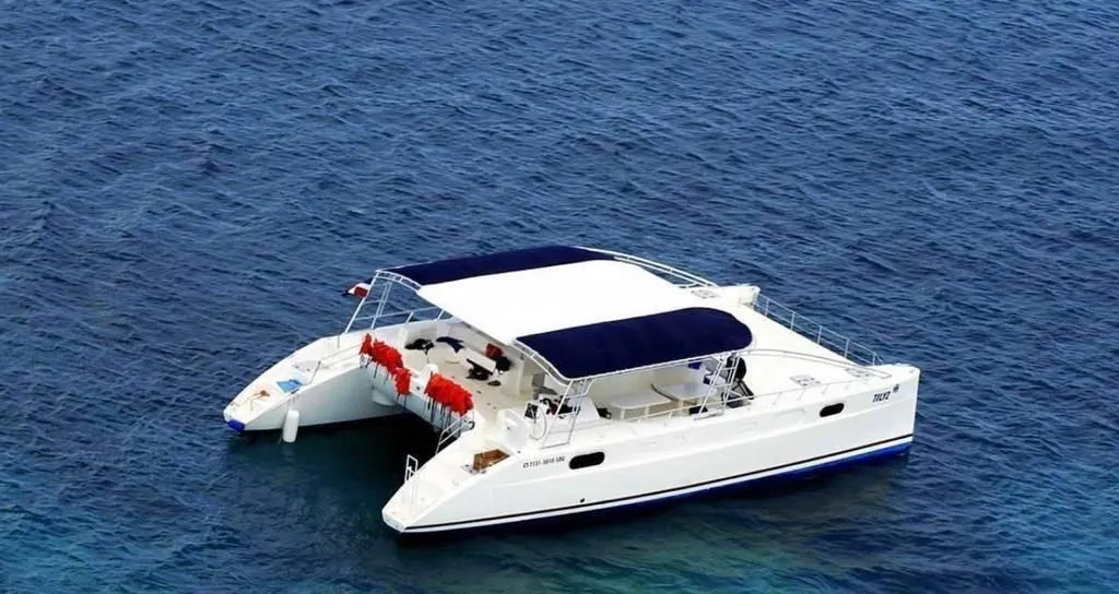 Catamaran Tilliz — Yacht rentals Punta Cana
