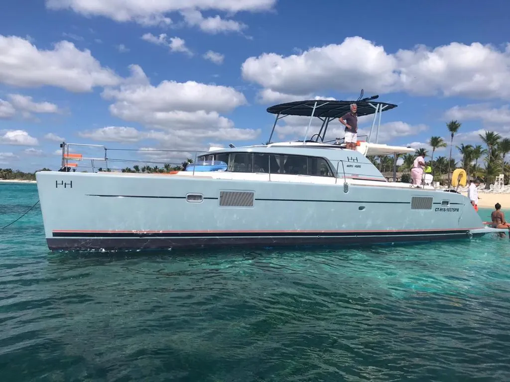 Catamaran Happy Hours — Yacht rentals Punta Cana