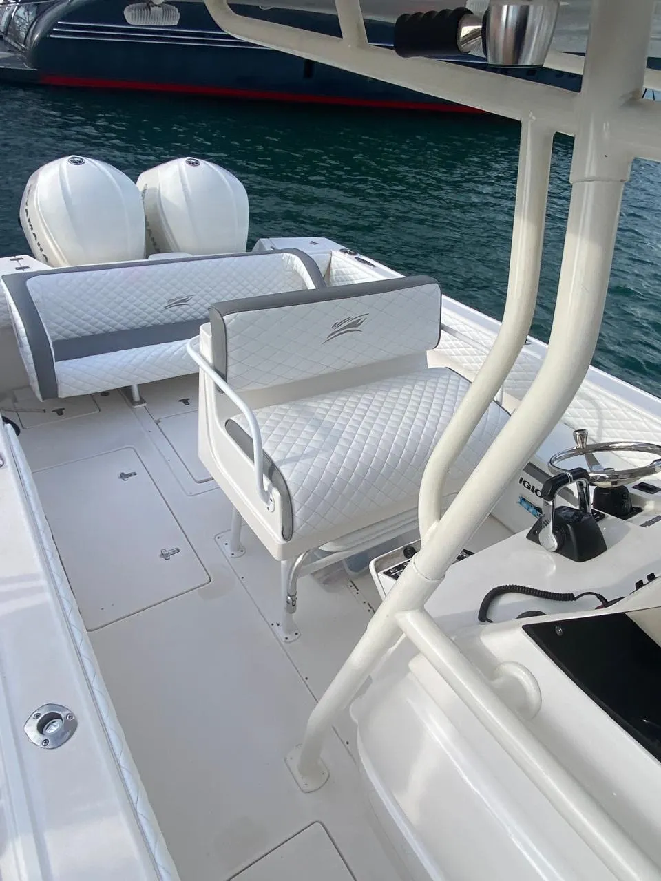 Intrepid 33 yacht charter Punta Cana — photo 5
