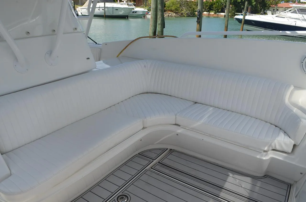 Intrepid 36 yacht charter Punta Cana — photo 5