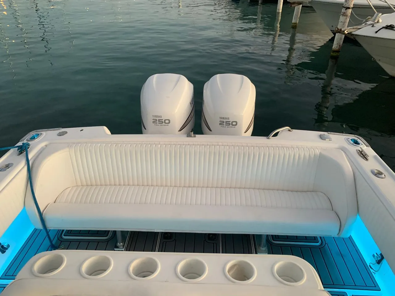Intrepid 37 yacht charter Punta Cana — photo 2