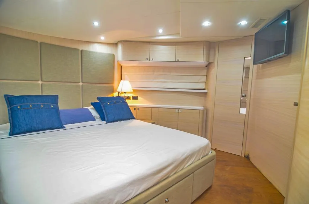 Maiora 103 yacht charter Punta Cana — photo 2