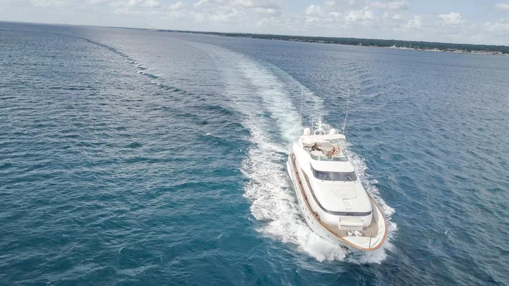Maiora 103 yacht charter Punta Cana — photo 6
