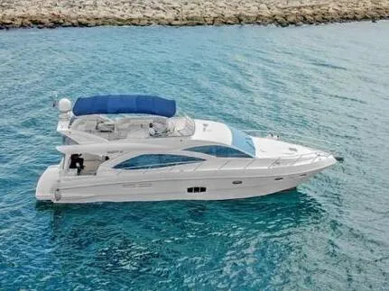 Majesty 56 — Yacht rentals Punta Cana