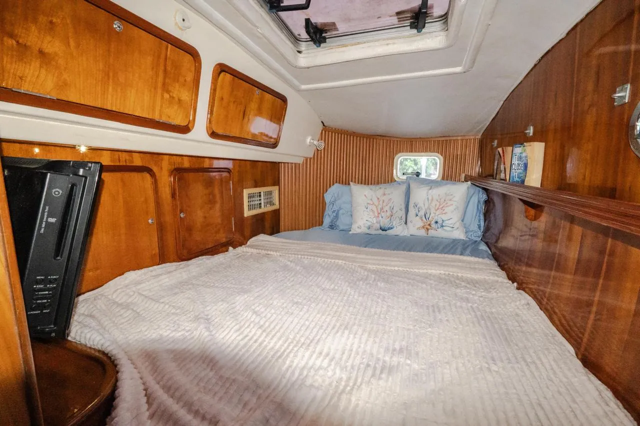 Master 50 yacht charter Punta Cana — photo 3