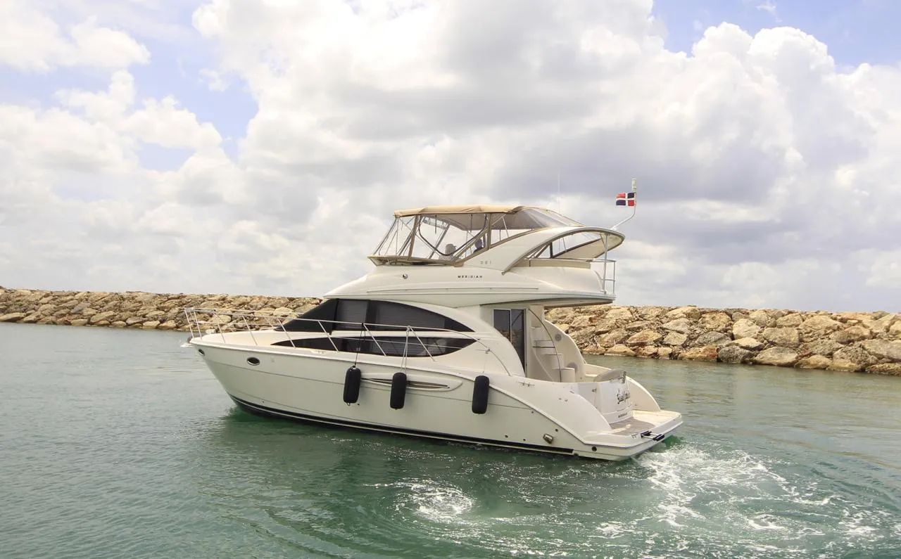 Meridian 42 — Yacht rentals Punta Cana