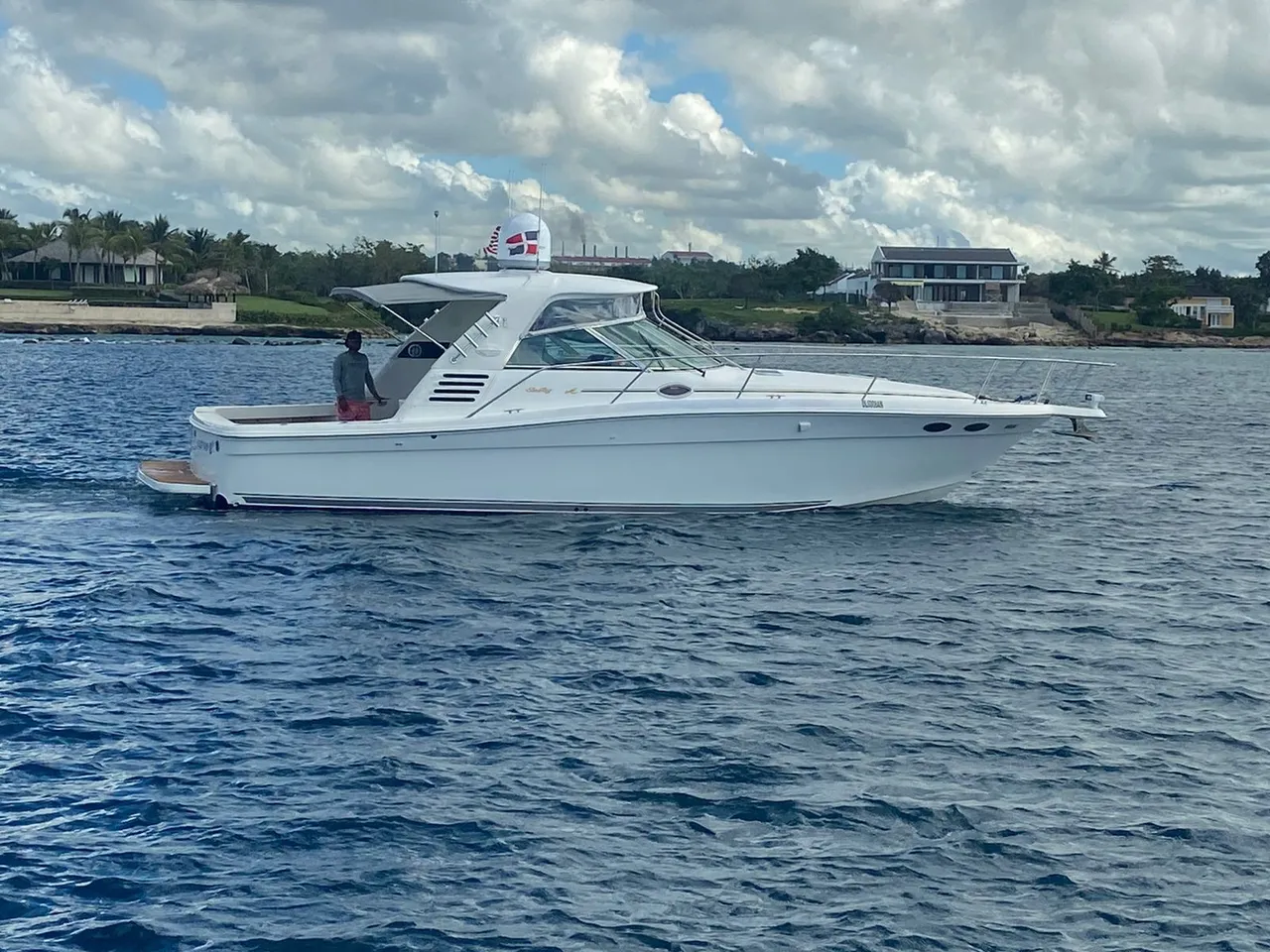 Sea Ray 37 yacht charter Punta Cana — photo 5