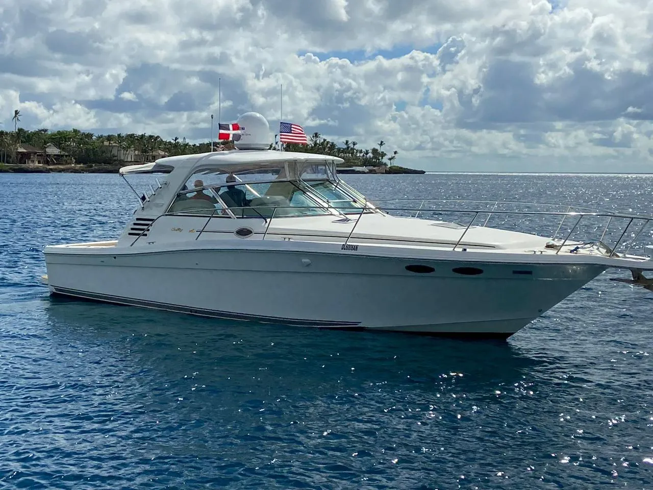 Sea Ray 37 yacht charter Punta Cana — photo 6