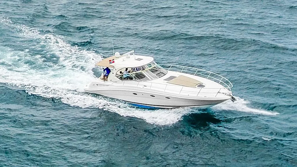 Sea Ray 42 — Yacht rentals Punta Cana