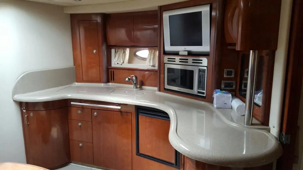 Sea Ray 42 yacht charter Punta Cana — photo 3