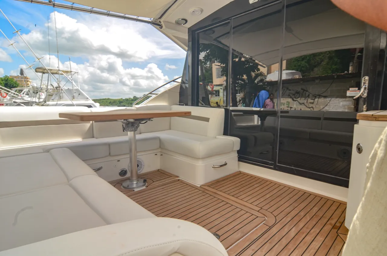 Sea Ray 53 yacht charter Punta Cana — photo 3