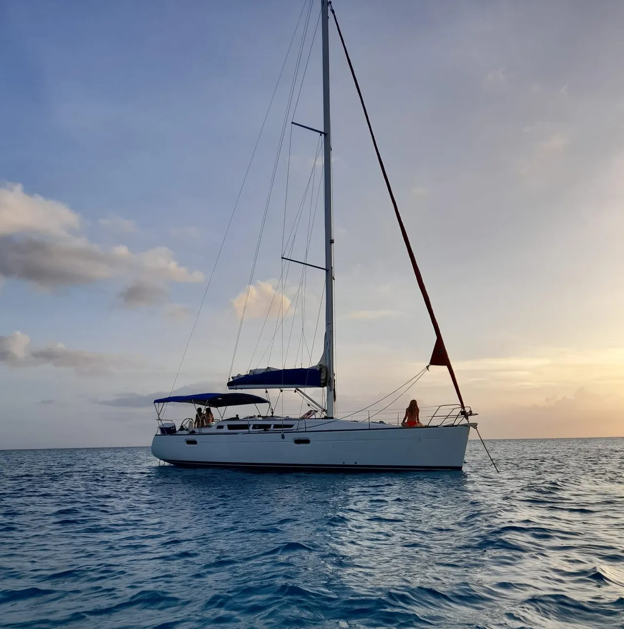 Velero 42 yacht charter Punta Cana — photo 2