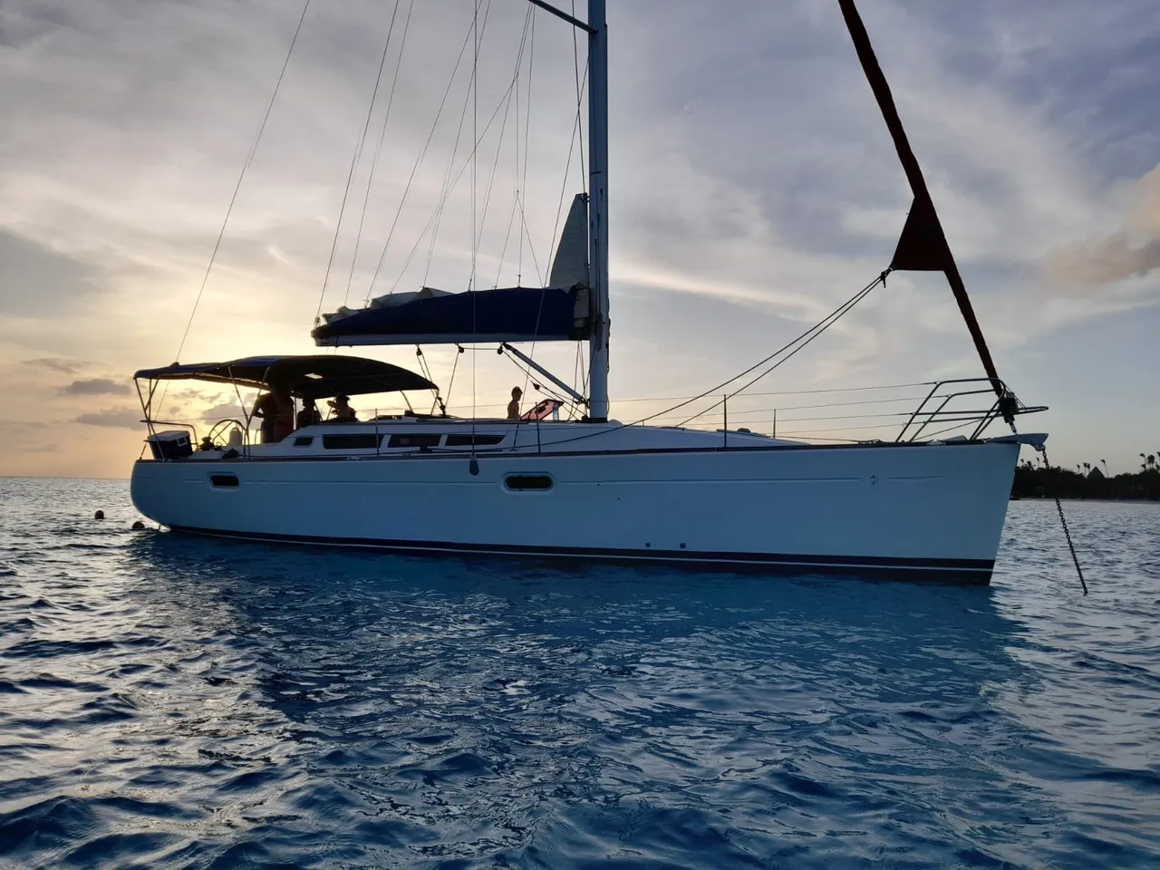 Velero 42 — Yacht rentals Punta Cana